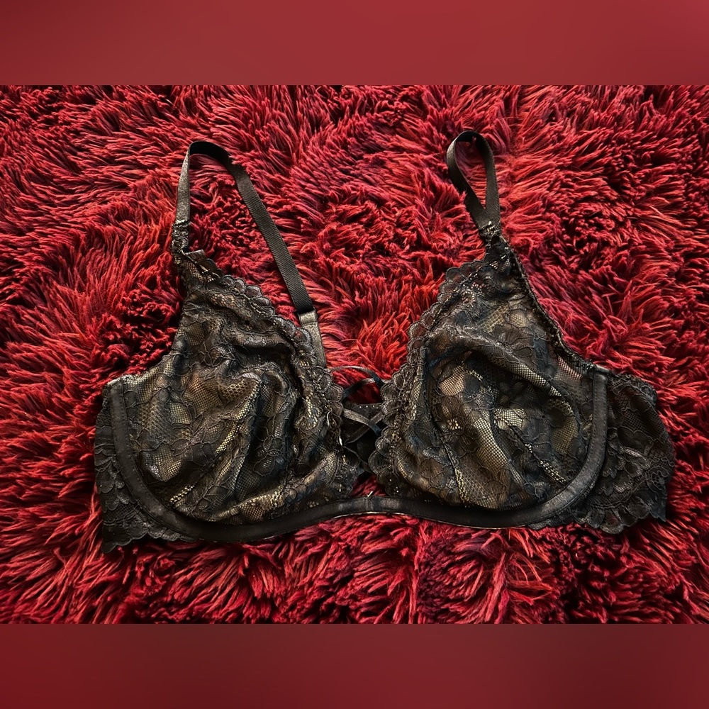 Pre loved Black lace Adore me Bra size 38C